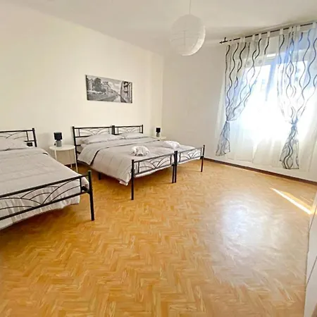 Giulia Apartman